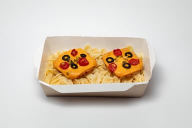 Toyuq kotleti pizza üsulu makaron ilə